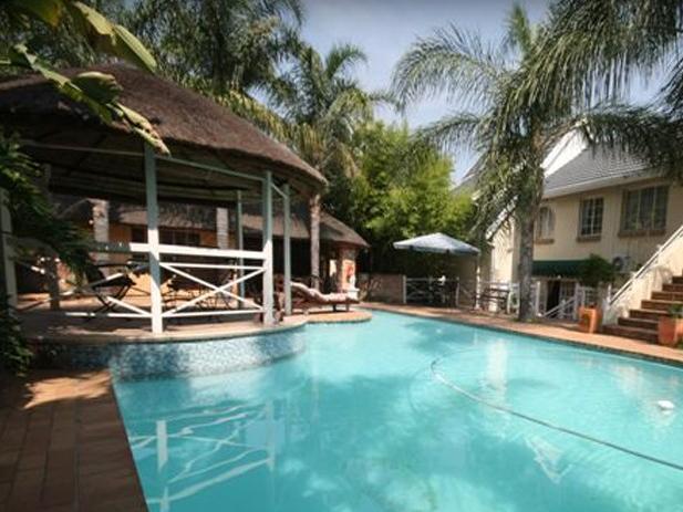 ซัมเมอร์วิว เกสต์ลอดจ์ Bed & Breakfast โจฮันเนสเบิร์ก ภายนอก รูปภาพ
