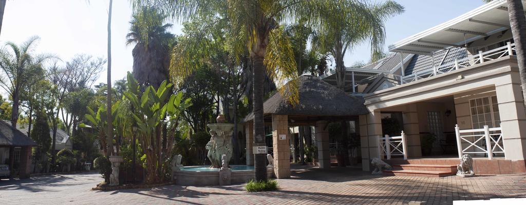 ซัมเมอร์วิว เกสต์ลอดจ์ Bed & Breakfast โจฮันเนสเบิร์ก ภายนอก รูปภาพ