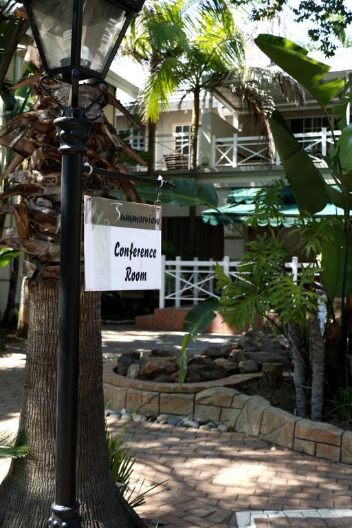 ซัมเมอร์วิว เกสต์ลอดจ์ Bed & Breakfast โจฮันเนสเบิร์ก ภายนอก รูปภาพ